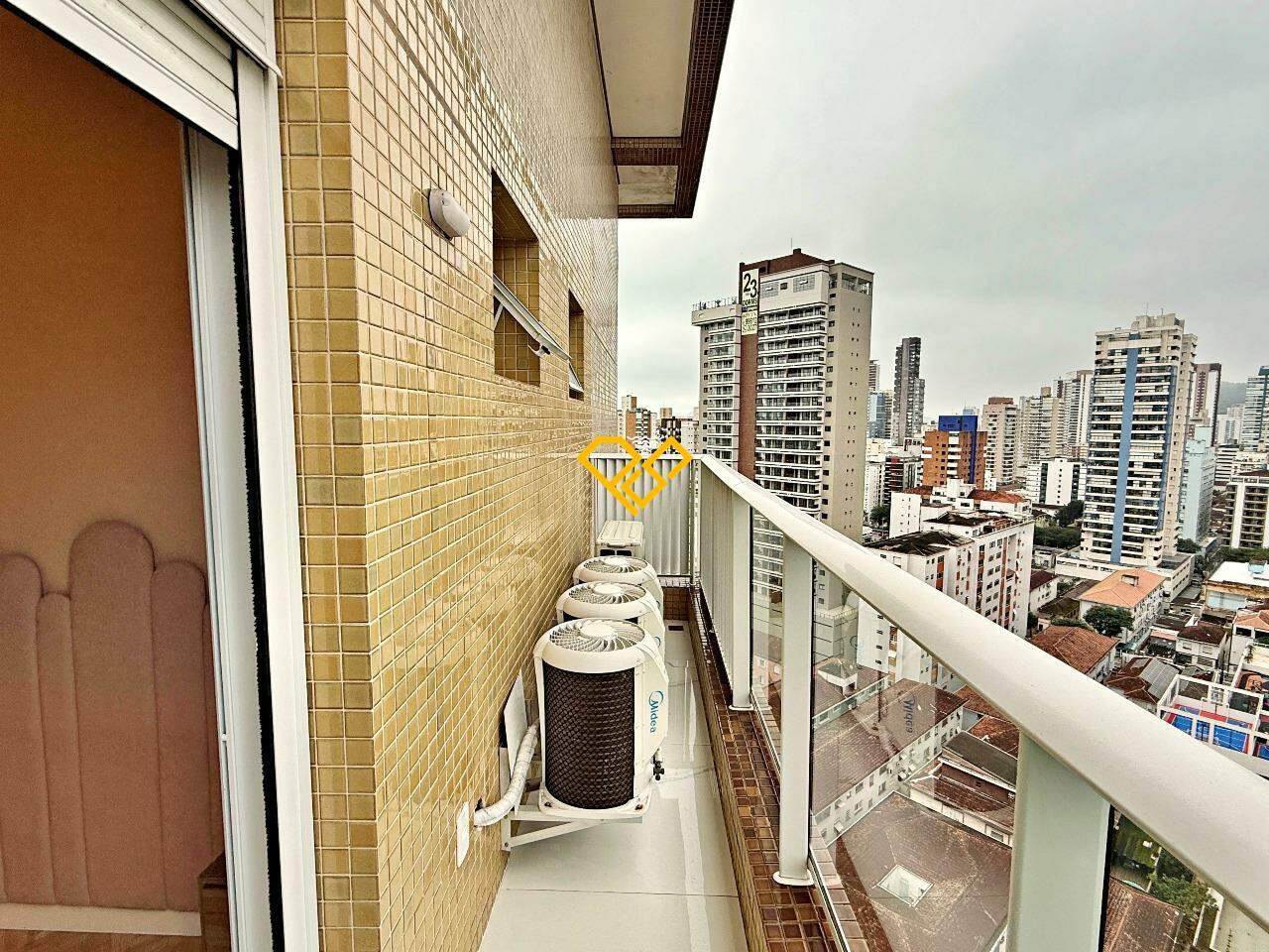 Apartamento à venda no Gonzaga: Varanda
