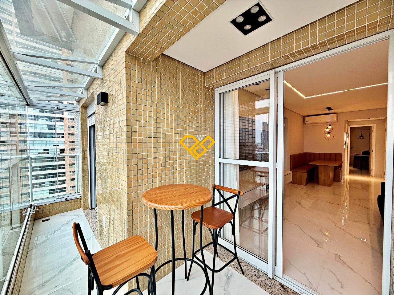 Apartamento à venda no Gonzaga: Varanda