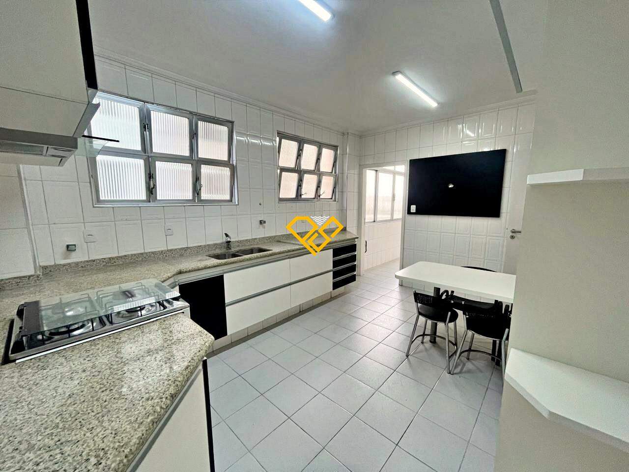 Apartamento para aluguel no Gonzaga: Cozinha