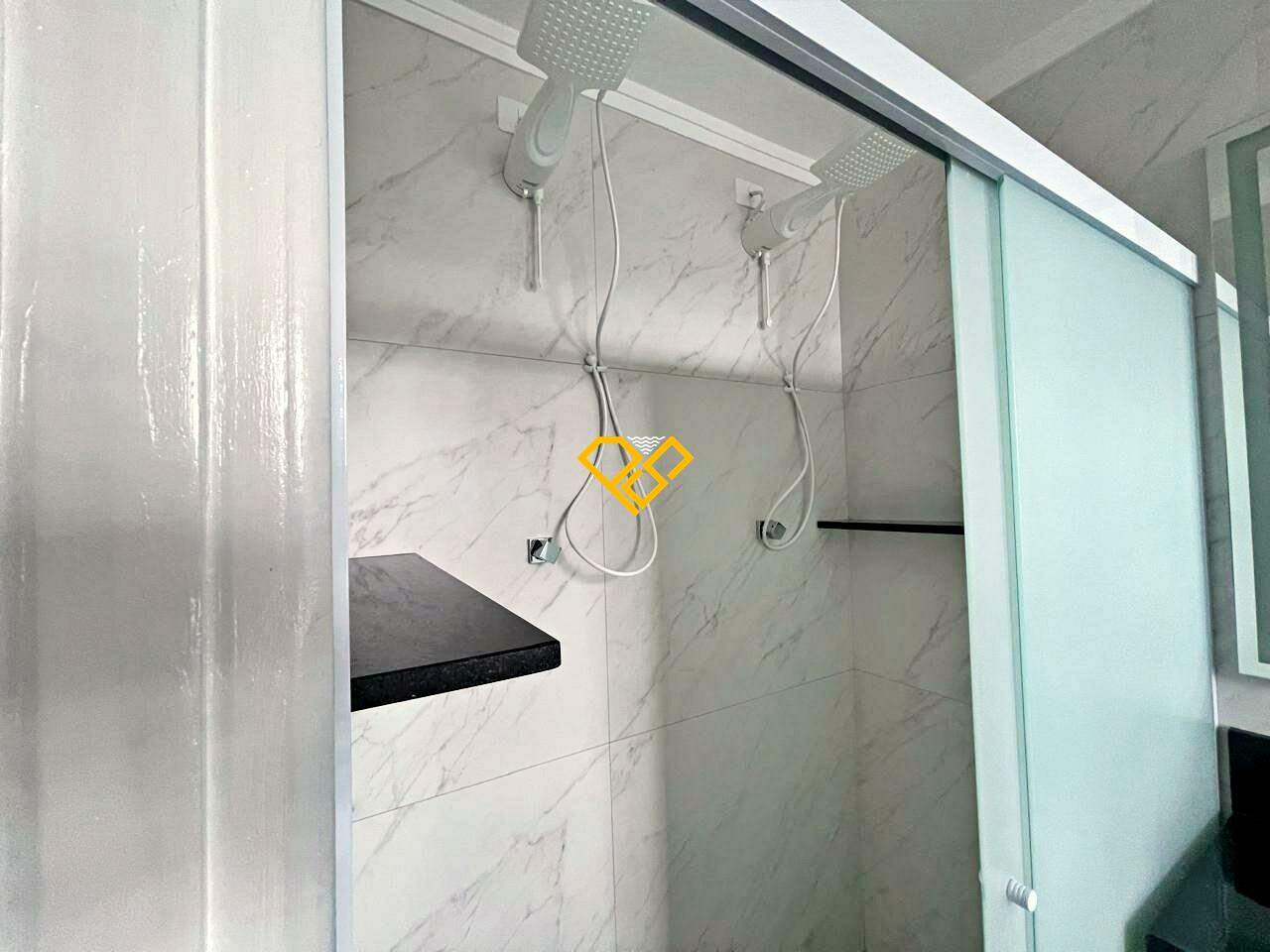 Apartamento para aluguel no Gonzaga: Wc suíte 1 - master
