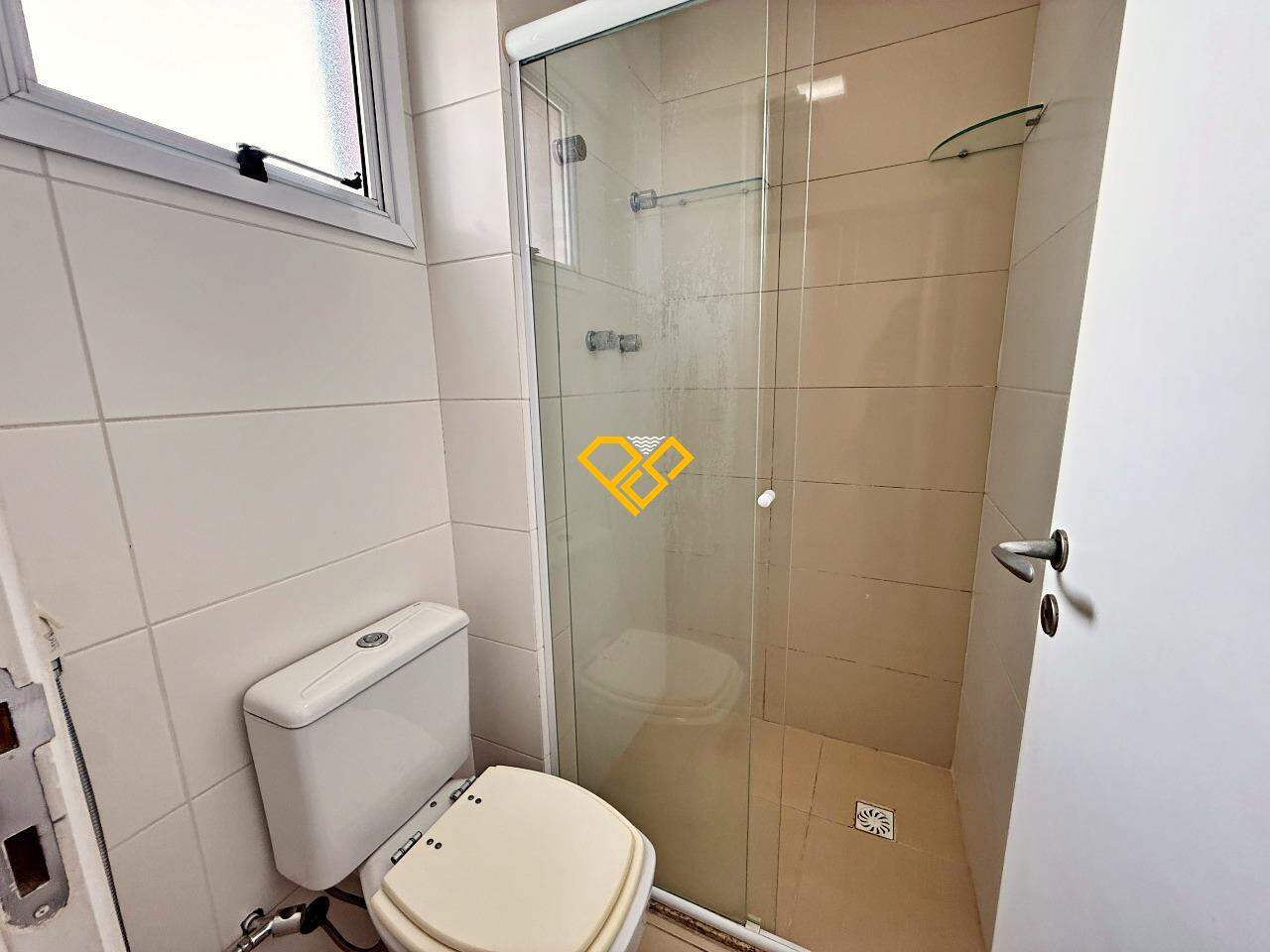Apartamento para aluguel no Boqueirão: Wc suíte 2 e 3 americana