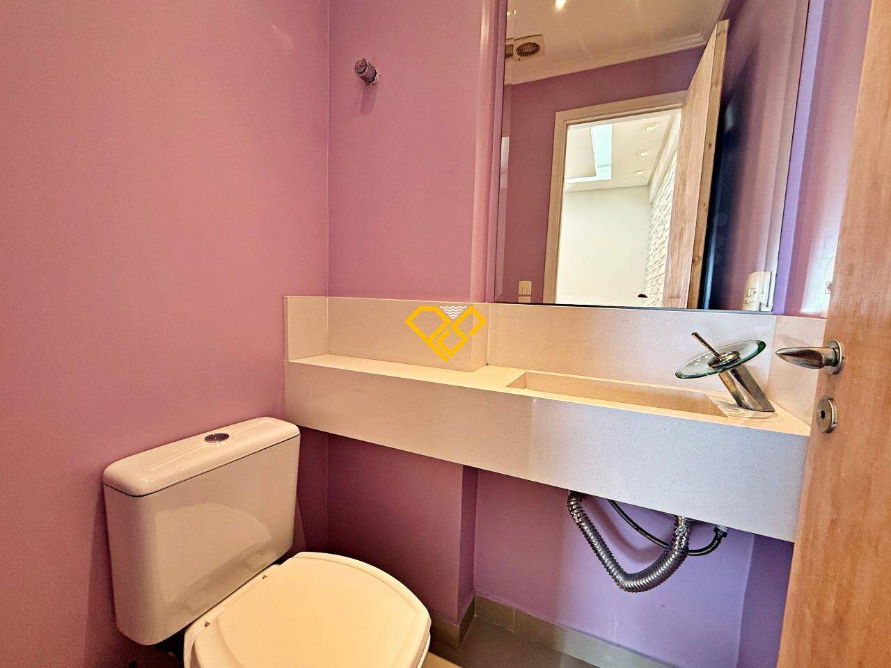 Apartamento para aluguel no Boqueirão: Lavabo