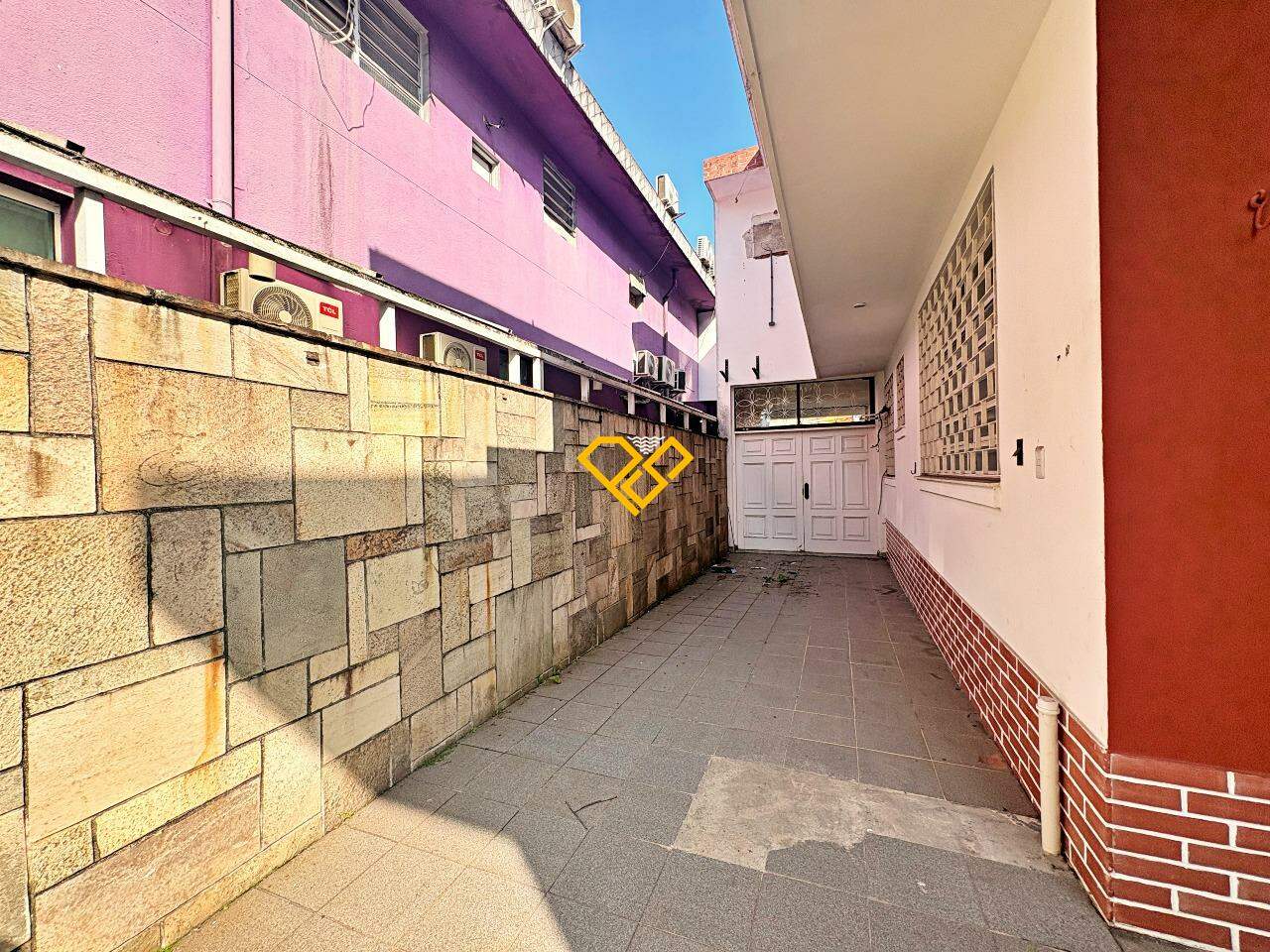 Casa para aluguel no Gonzaga: Quintal lateral