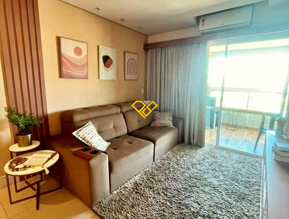 Apartamento à venda no Ponta da Praia: Sala