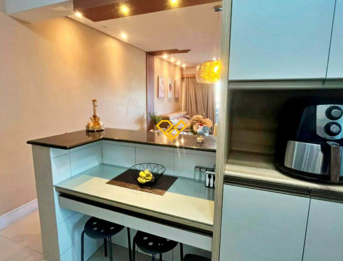 Apartamento à venda no Ponta da Praia: Cozinha