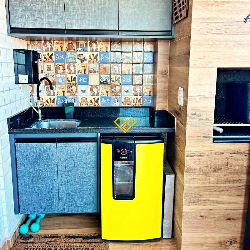 Apartamento à venda no Ponta da Praia: Varanda