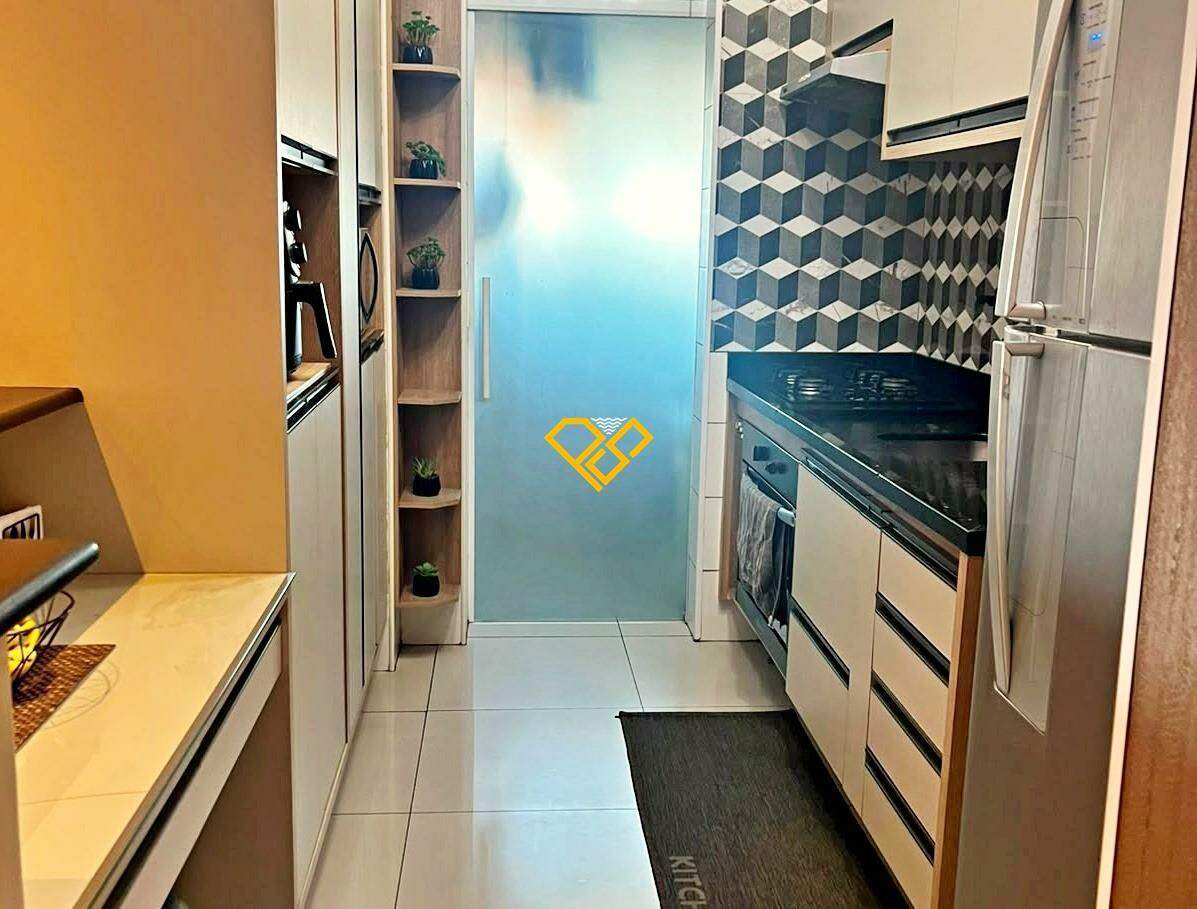 Apartamento à venda no Ponta da Praia: Cozinha