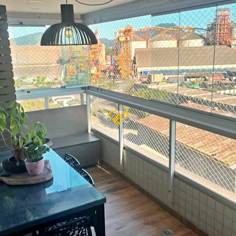 Apartamento à venda no Ponta da Praia: Varanda