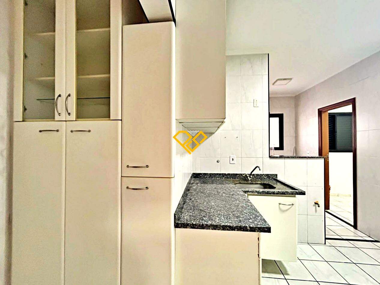 Apartamento para aluguel no Gonzaga: Cozinha