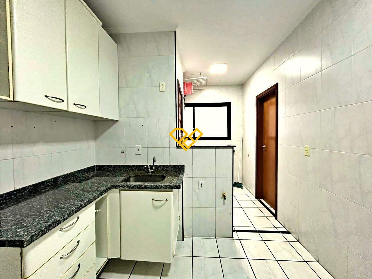 Apartamento para aluguel no Gonzaga: Cozinha