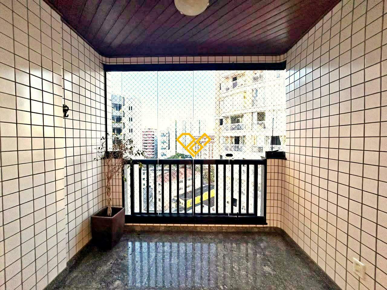 Apartamento para aluguel no Gonzaga: Varnda