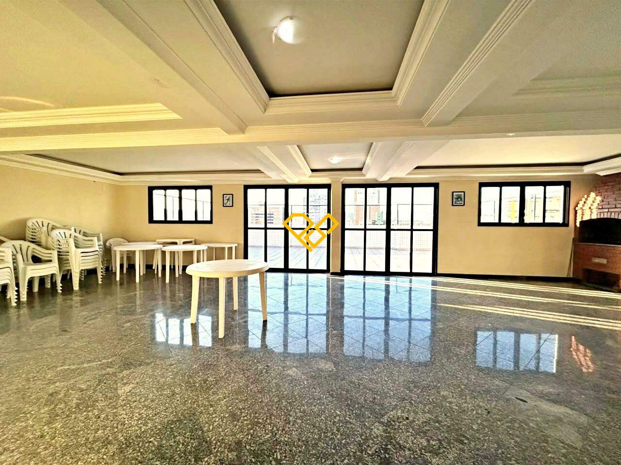 Apartamento para aluguel no Gonzaga: Lazer - salão de festas