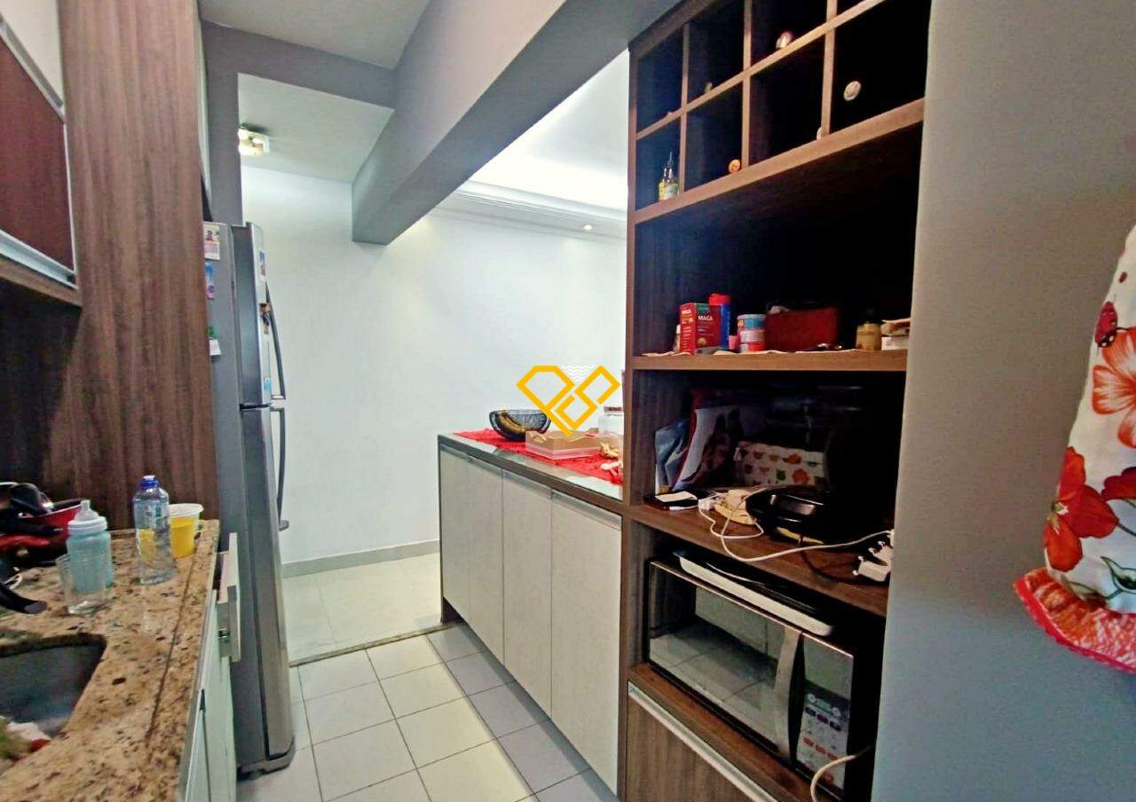 Apartamento para aluguel no Macuco: Cozinha