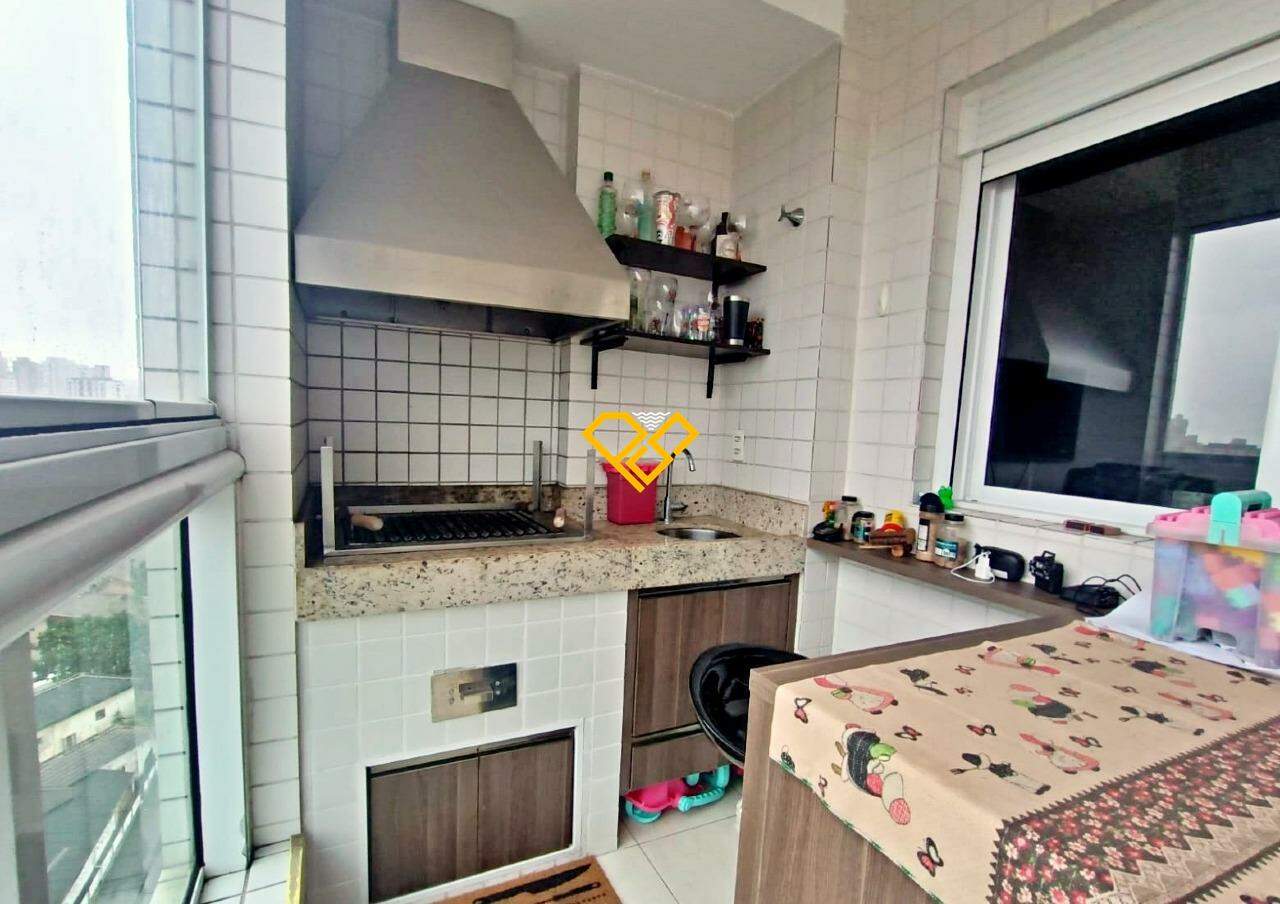 Apartamento para aluguel no Macuco: Varanda