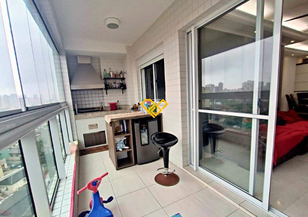 Apartamento para aluguel no Macuco: Varanda