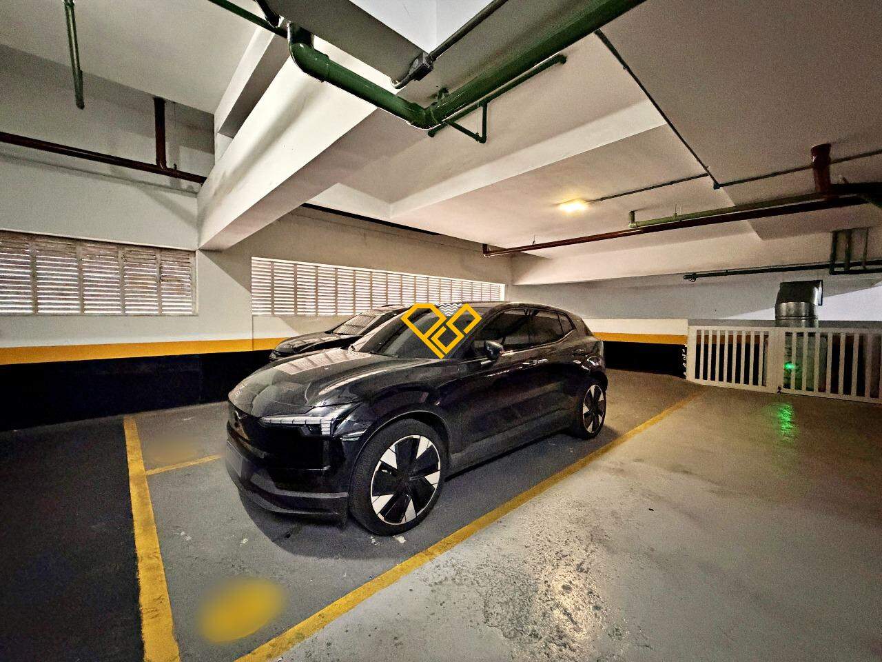 Apartamento Duplex à venda no Pompéia: Garagem