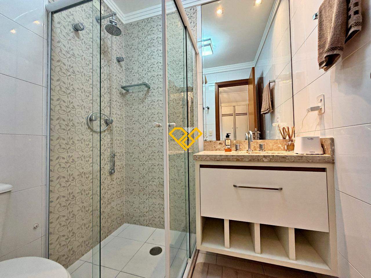 Apartamento Duplex à venda no Pompéia: Wc social