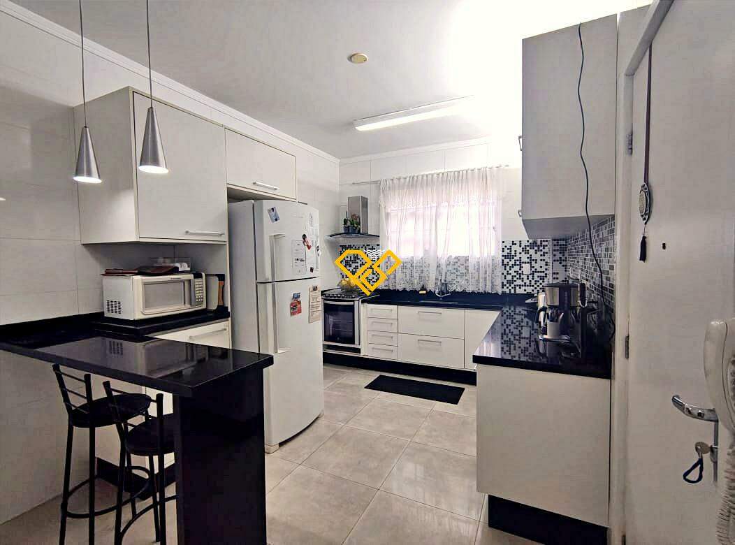 Apartamento à venda no Ponta da Praia: Cozinha