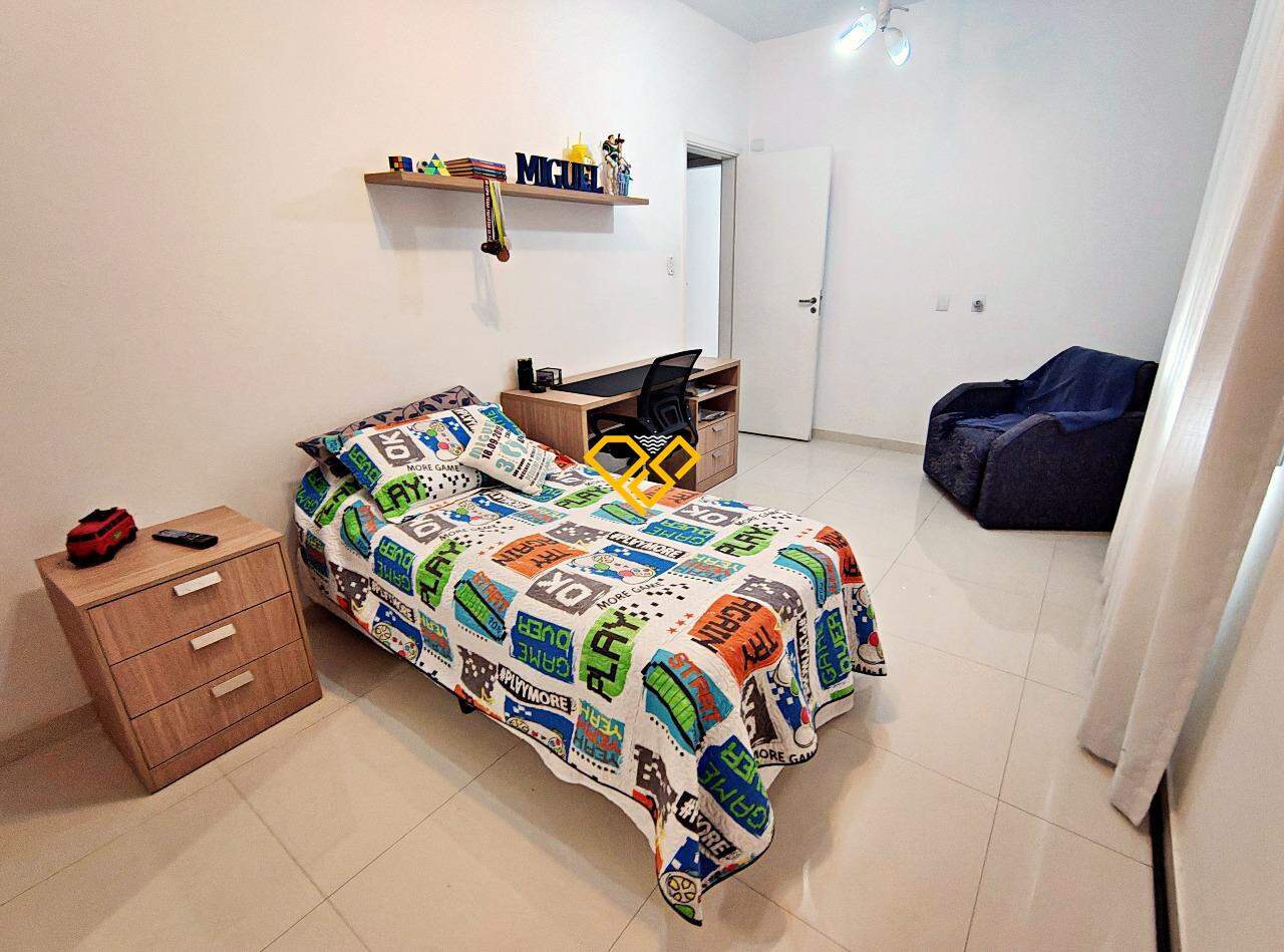 Apartamento à venda no Ponta da Praia: Dormitório 3