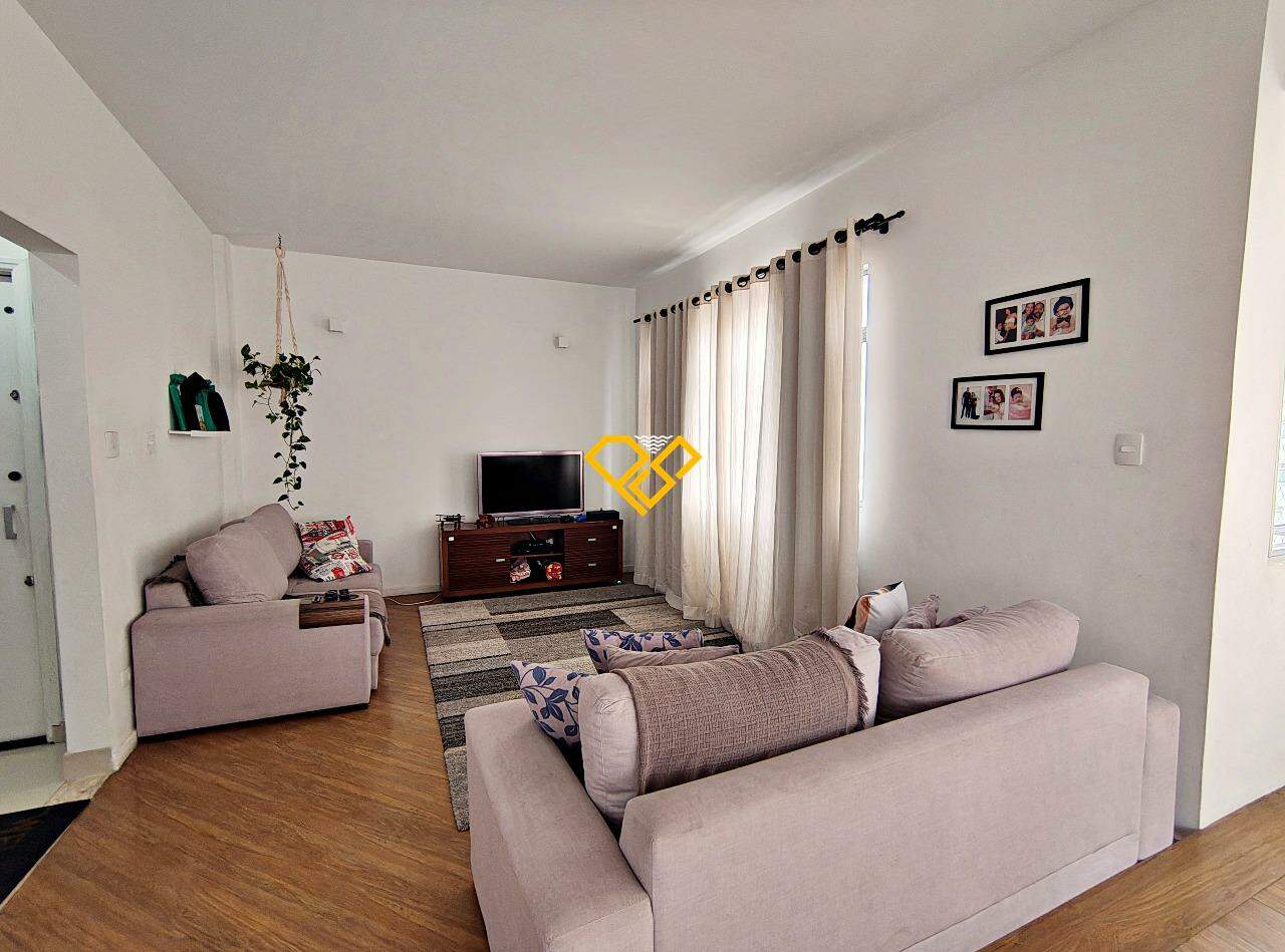 Apartamento à venda no Ponta da Praia: Sala