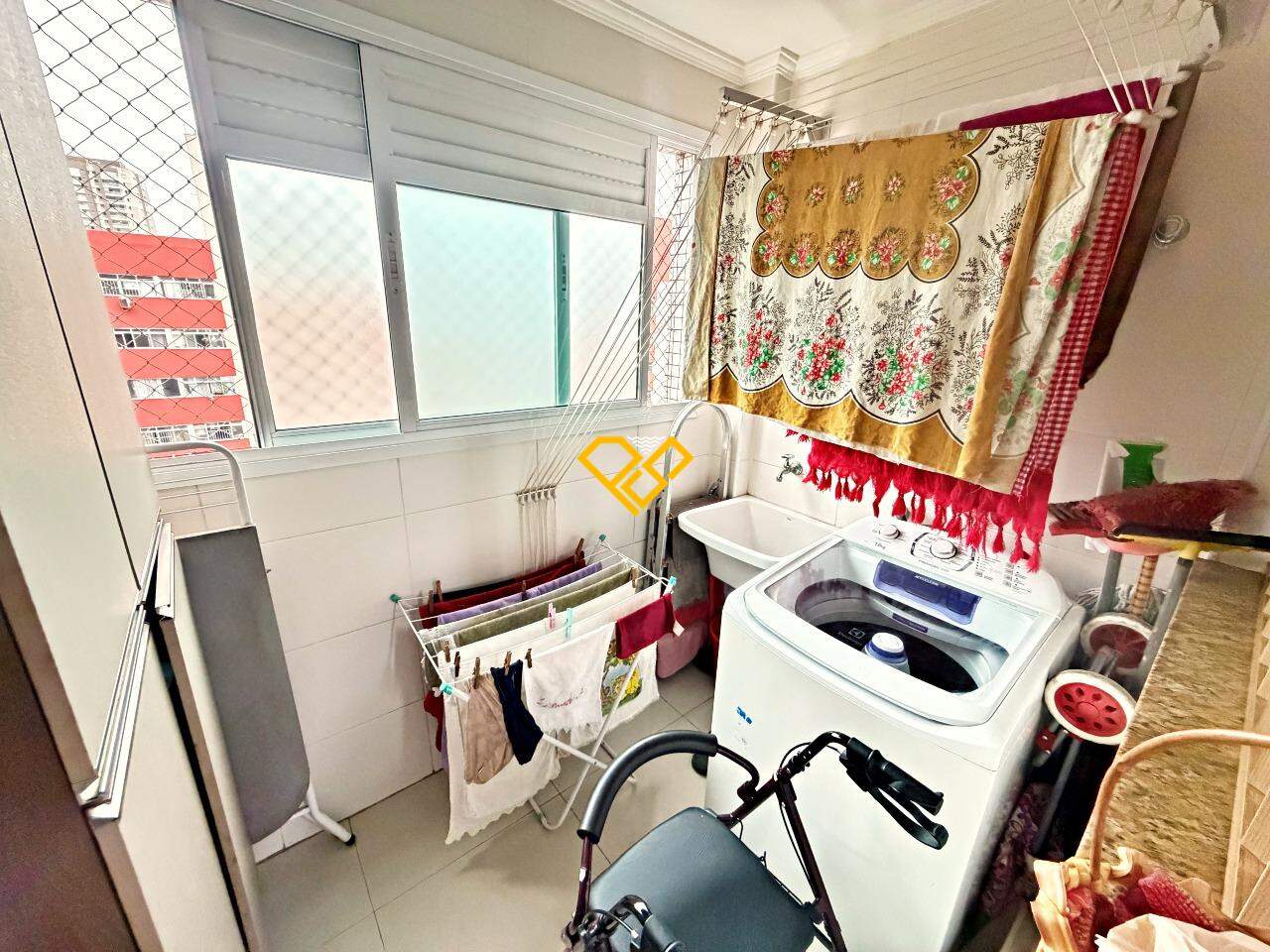 Apartamento à venda no Vila Mathias: Área de serviço