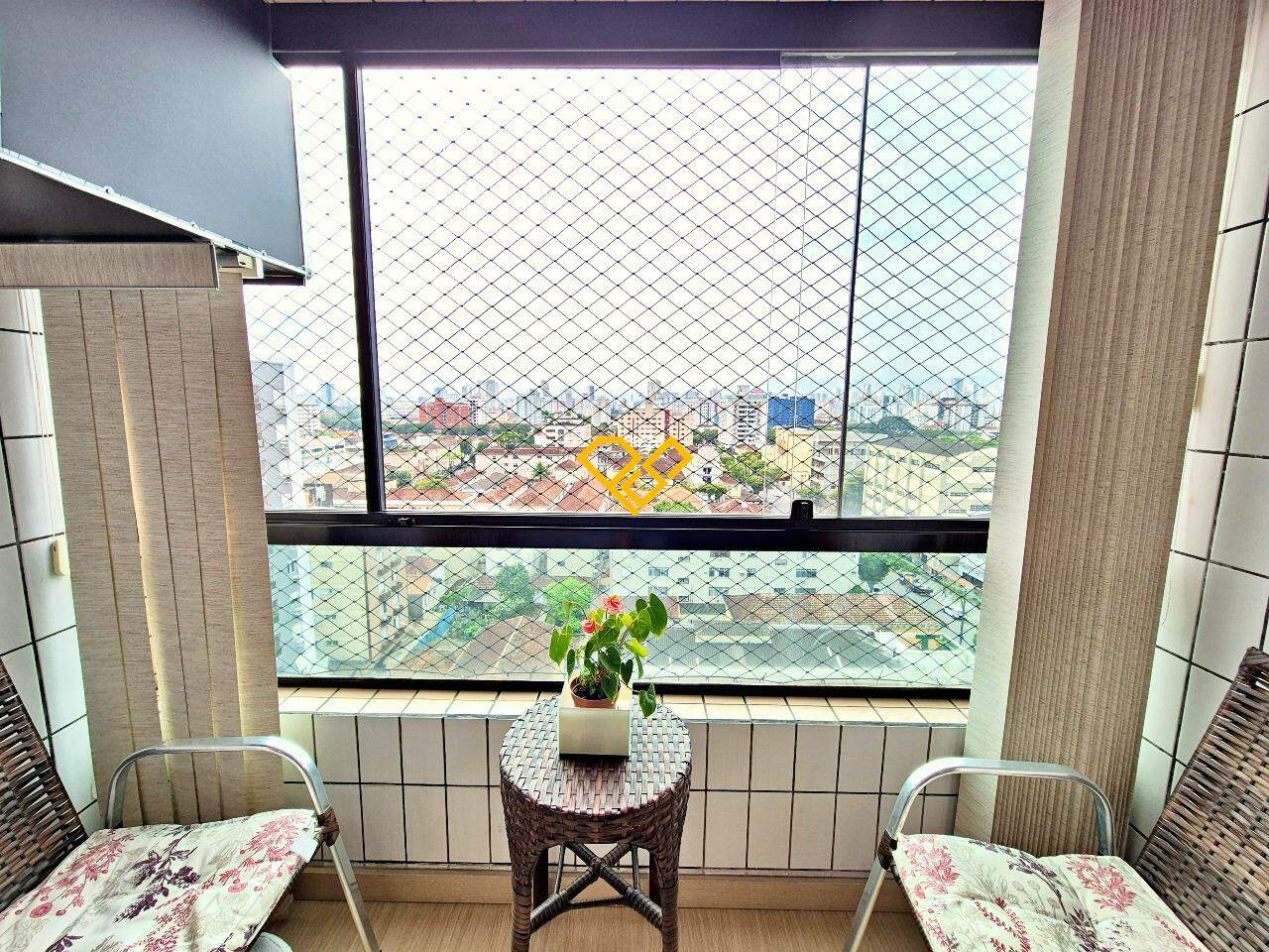 Apartamento à venda no Marapé: Varanda