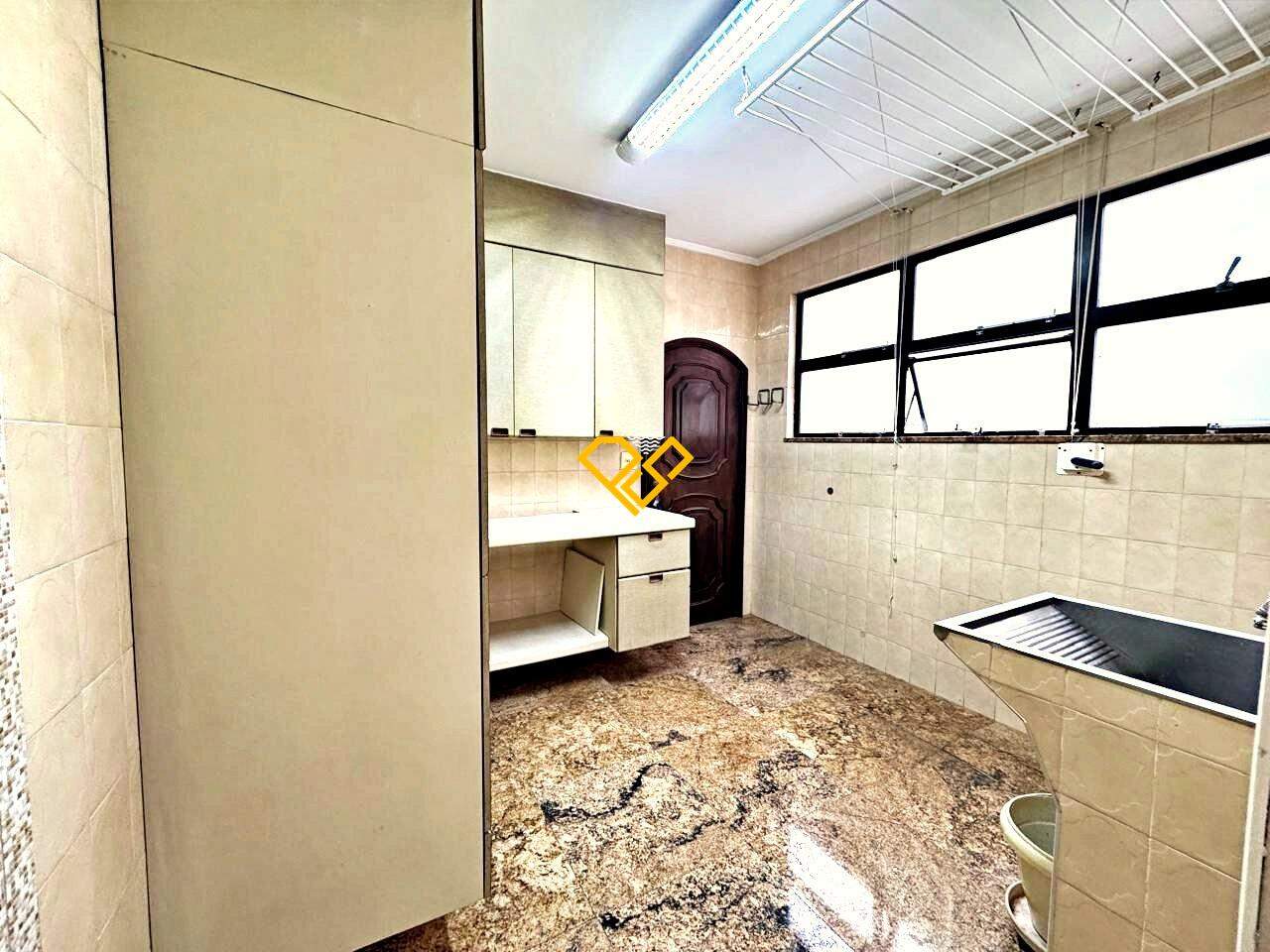 Apartamento à venda no Aparecida: Área de serviço