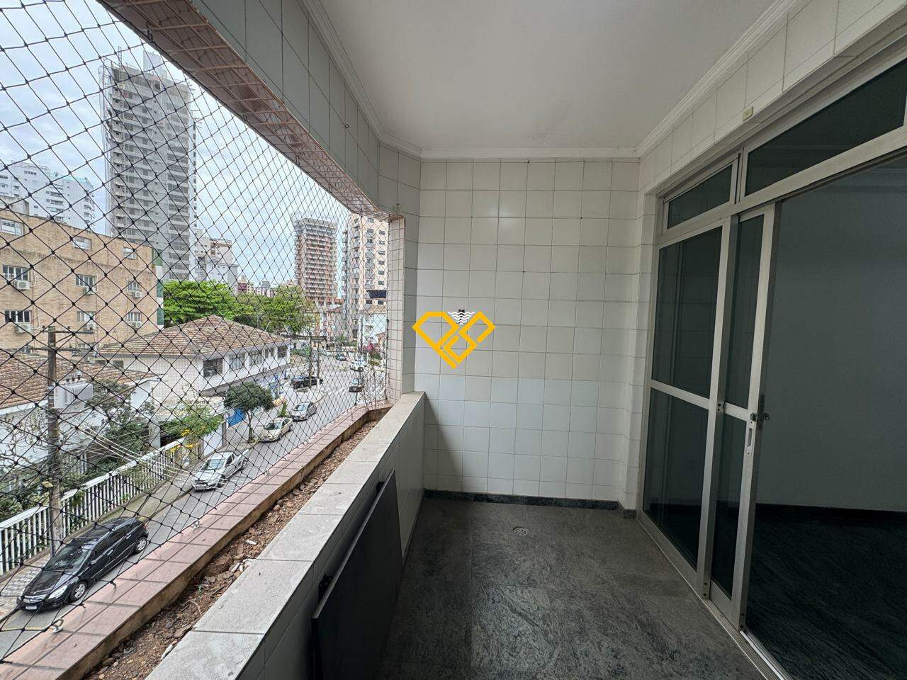 Apartamento à venda no Ponta da Praia: Varanda
