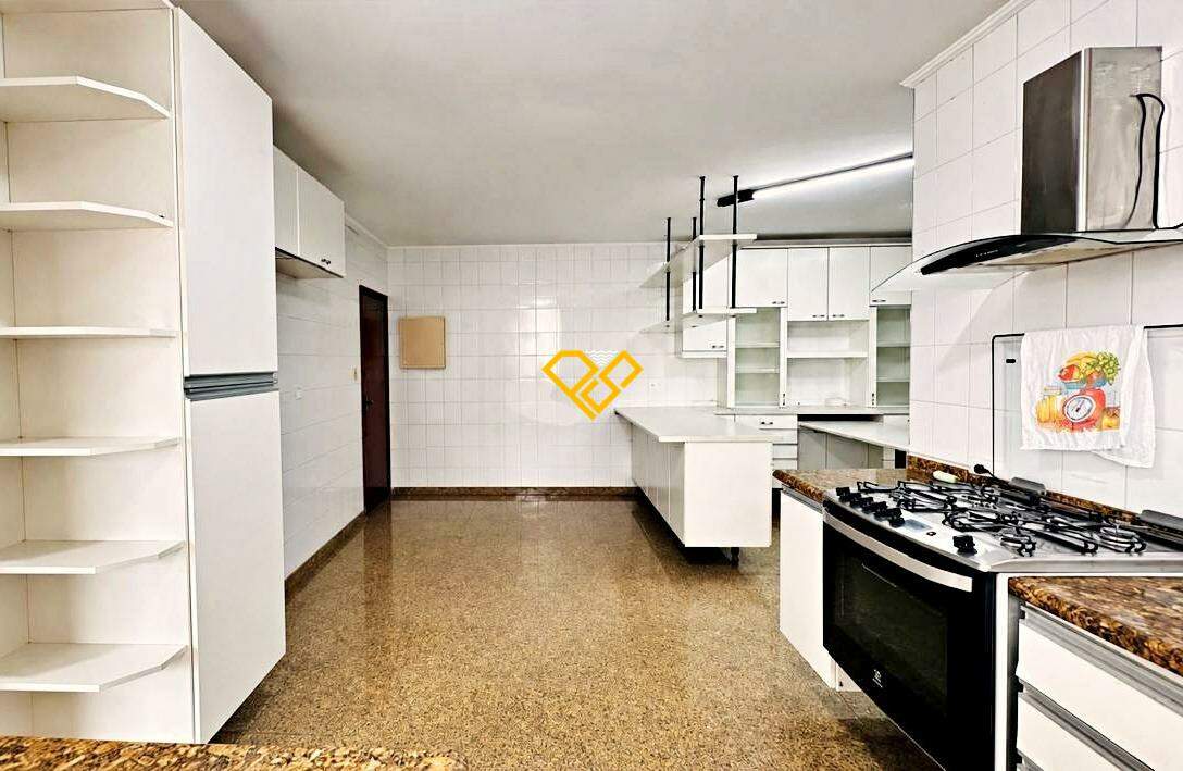 Apartamento à venda no Ponta da Praia: Cozinha