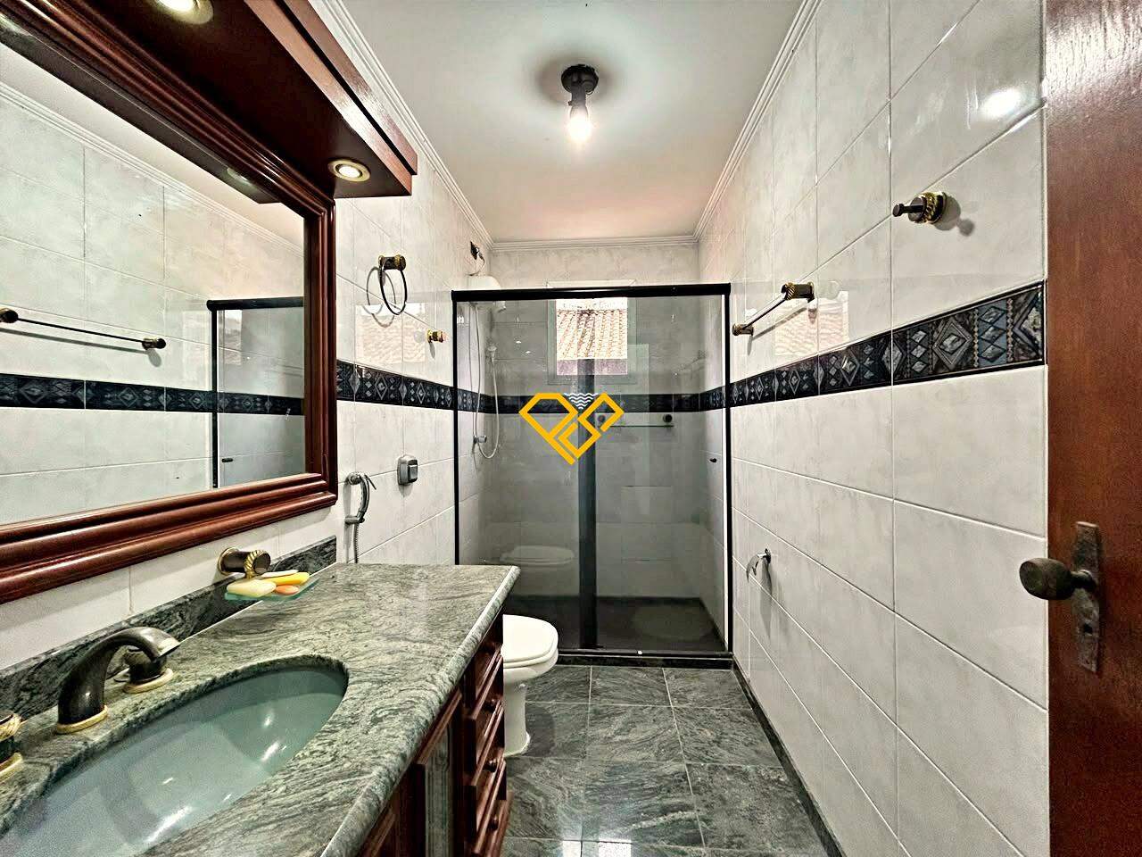 Apartamento à venda no Ponta da Praia: Wc suíte 2