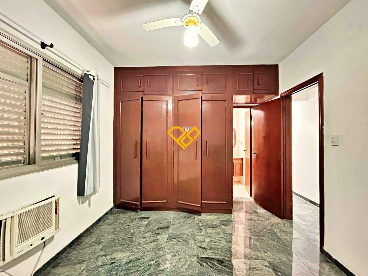 Apartamento à venda no Ponta da Praia: Dormitório 1 - suíte