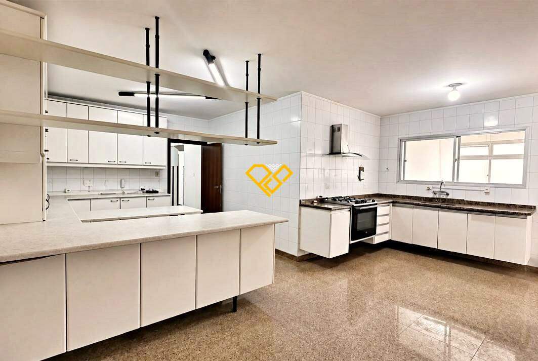 Apartamento à venda no Ponta da Praia: Cozinha