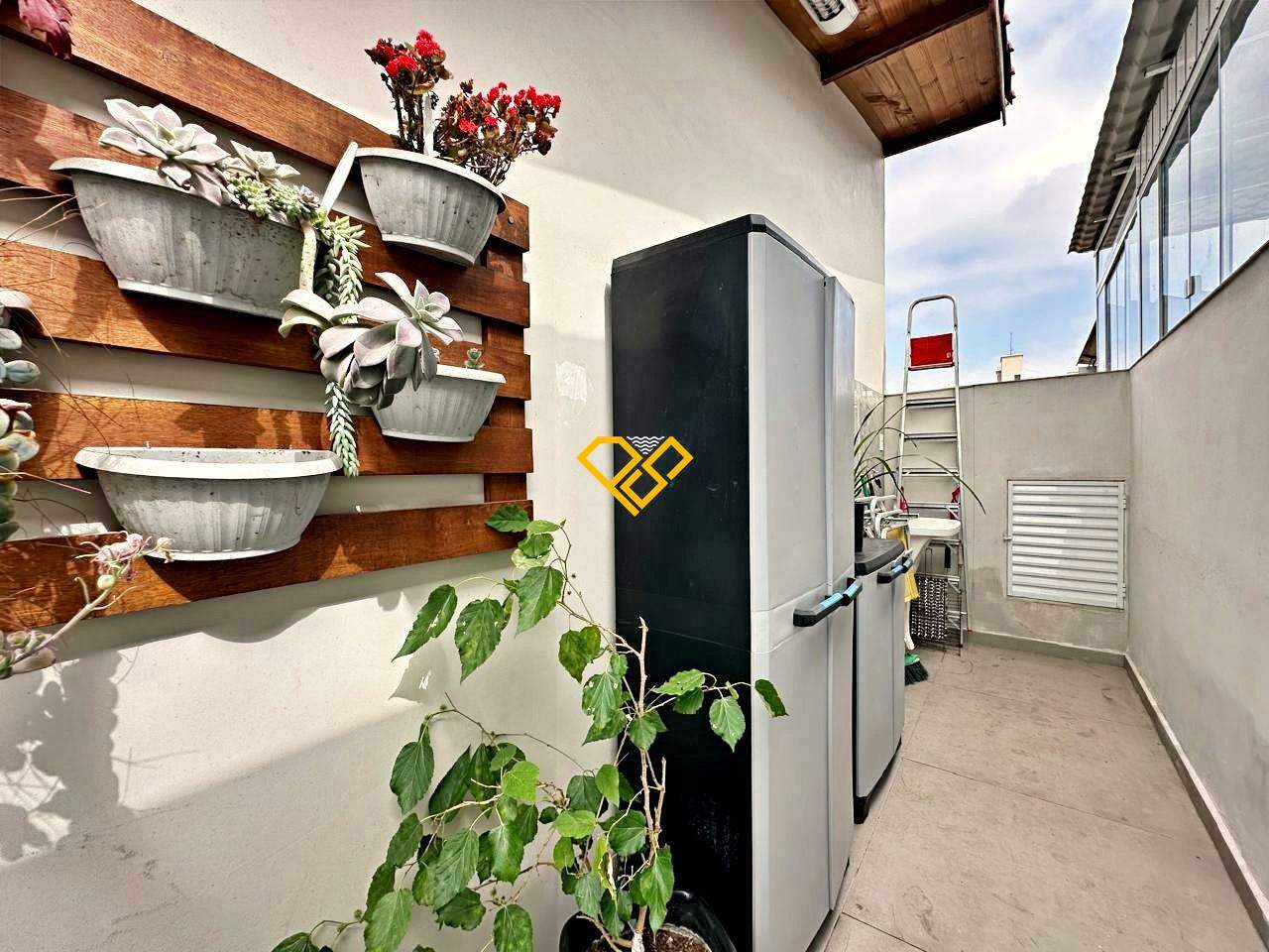 Sobreposta Alta à venda no Vila Belmiro: Solarium
