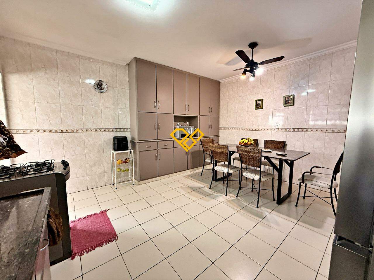 Apartamento à venda no Gonzaga: Cozinha