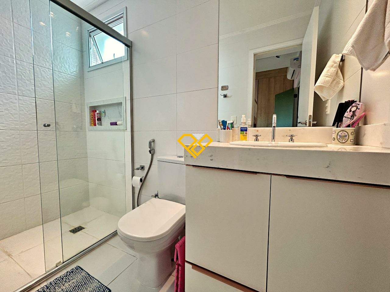 Apartamento à venda no Ponta da Praia: Wc suíte 2
