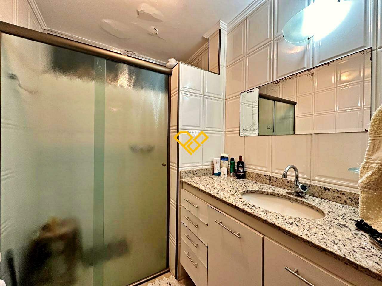 Apartamento à venda no Pompéia: Wc social