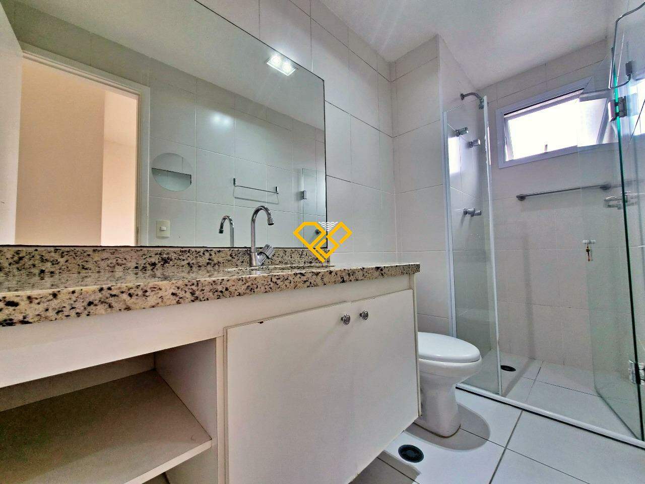 Apartamento Duplex à venda no José Menino: Wc suíte 2