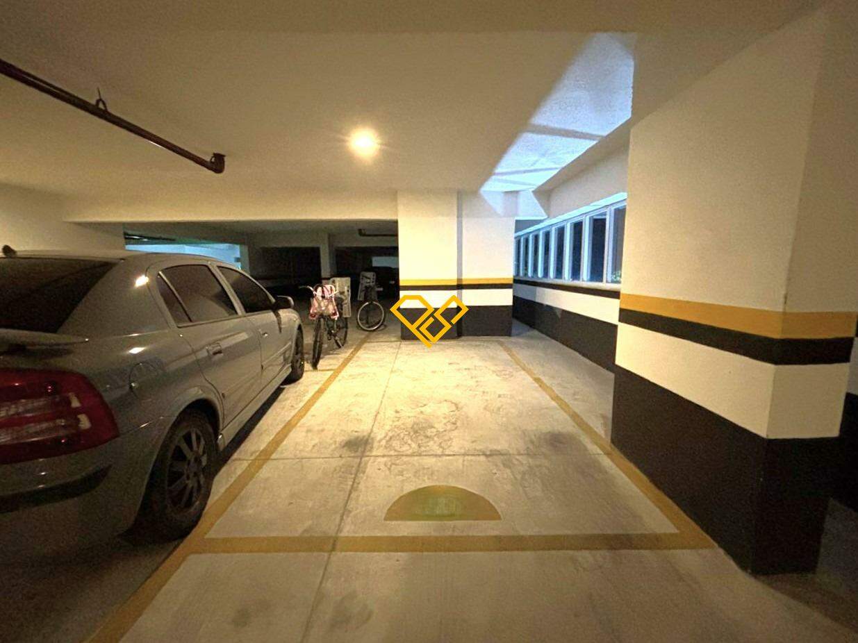 Apartamento à venda no Boqueirão: Garagem