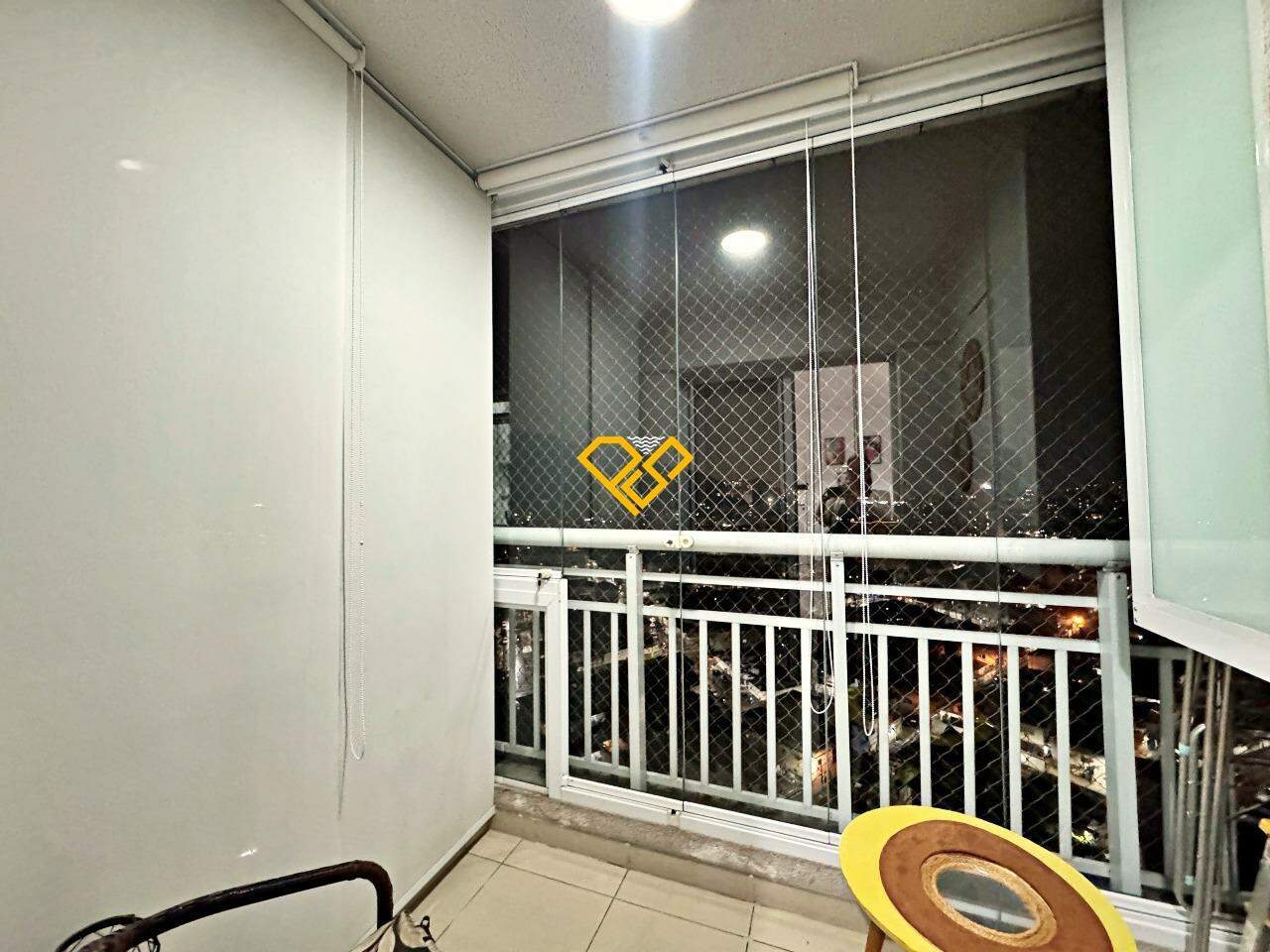 Apartamento para aluguel no Marapé: Varanda