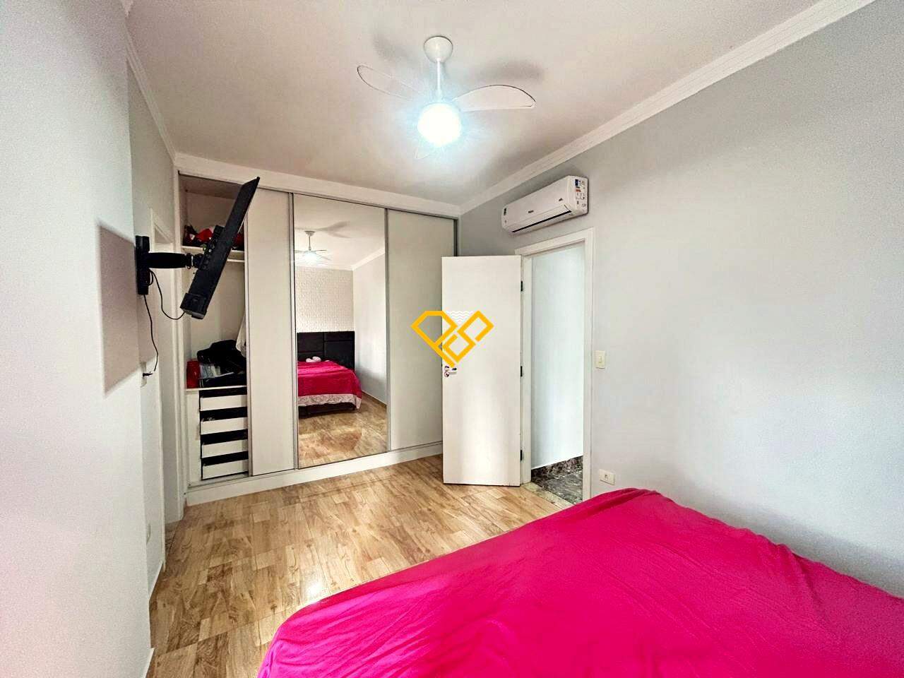 Apartamento à venda no Gonzaga: Dormitório 1 - suíte