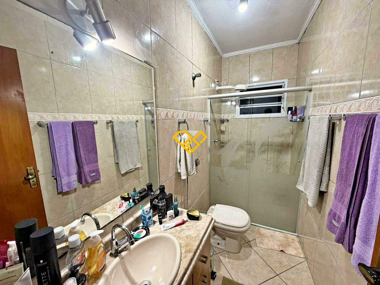 Sobreposta Alta à venda no Marapé: Wc suíte