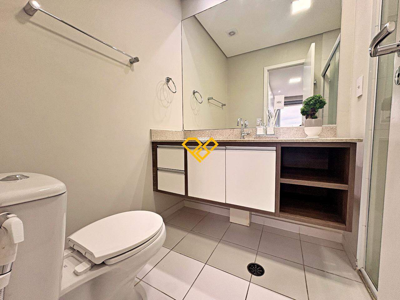 Apartamento para aluguel no Pompéia: Wc suíte