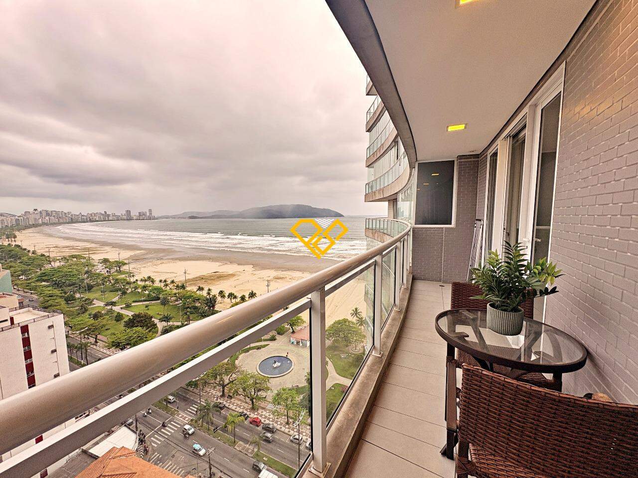 Apartamento para aluguel no Pompéia: Varanda