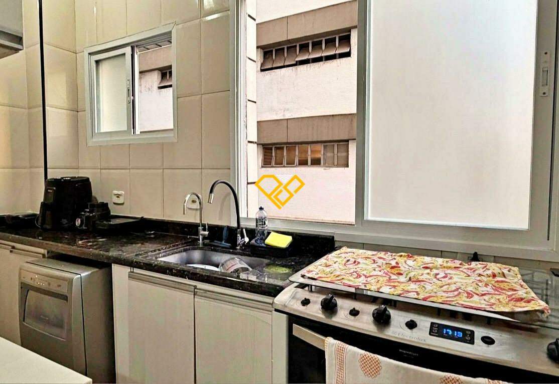 Apartamento à venda no Gonzaga: Cozinha