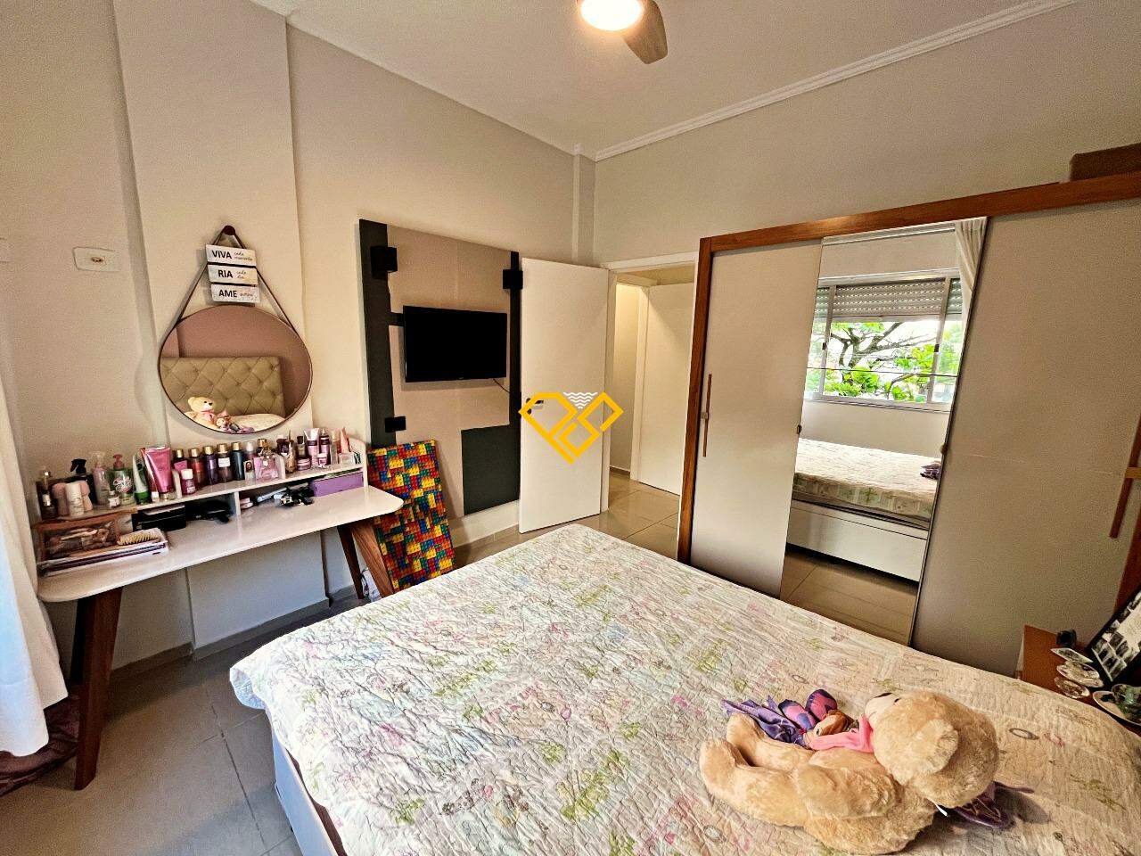 Apartamento à venda no Gonzaga: Dormitório 1 - suíte