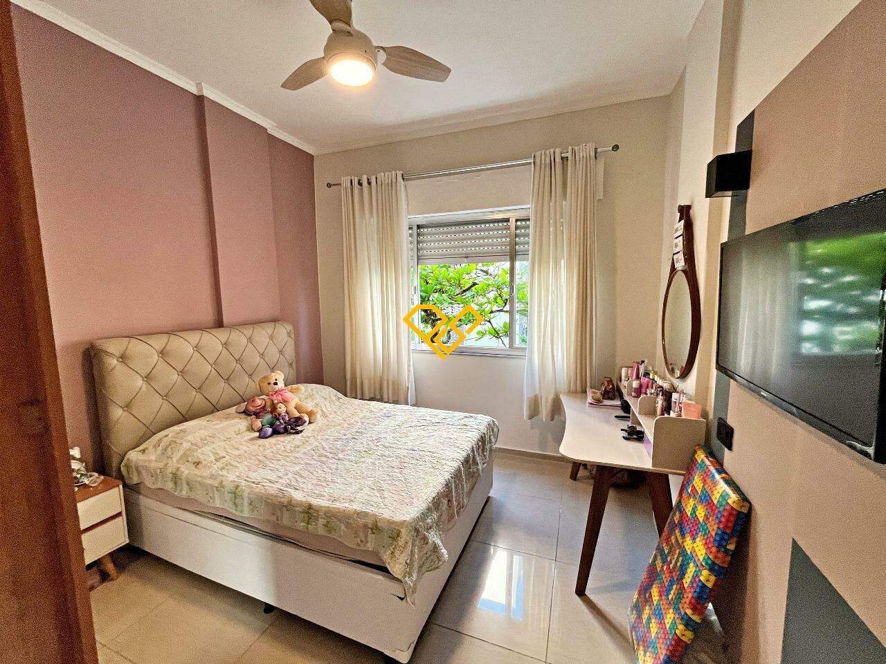 Apartamento à venda no Gonzaga: Dormitório 1 - suíte
