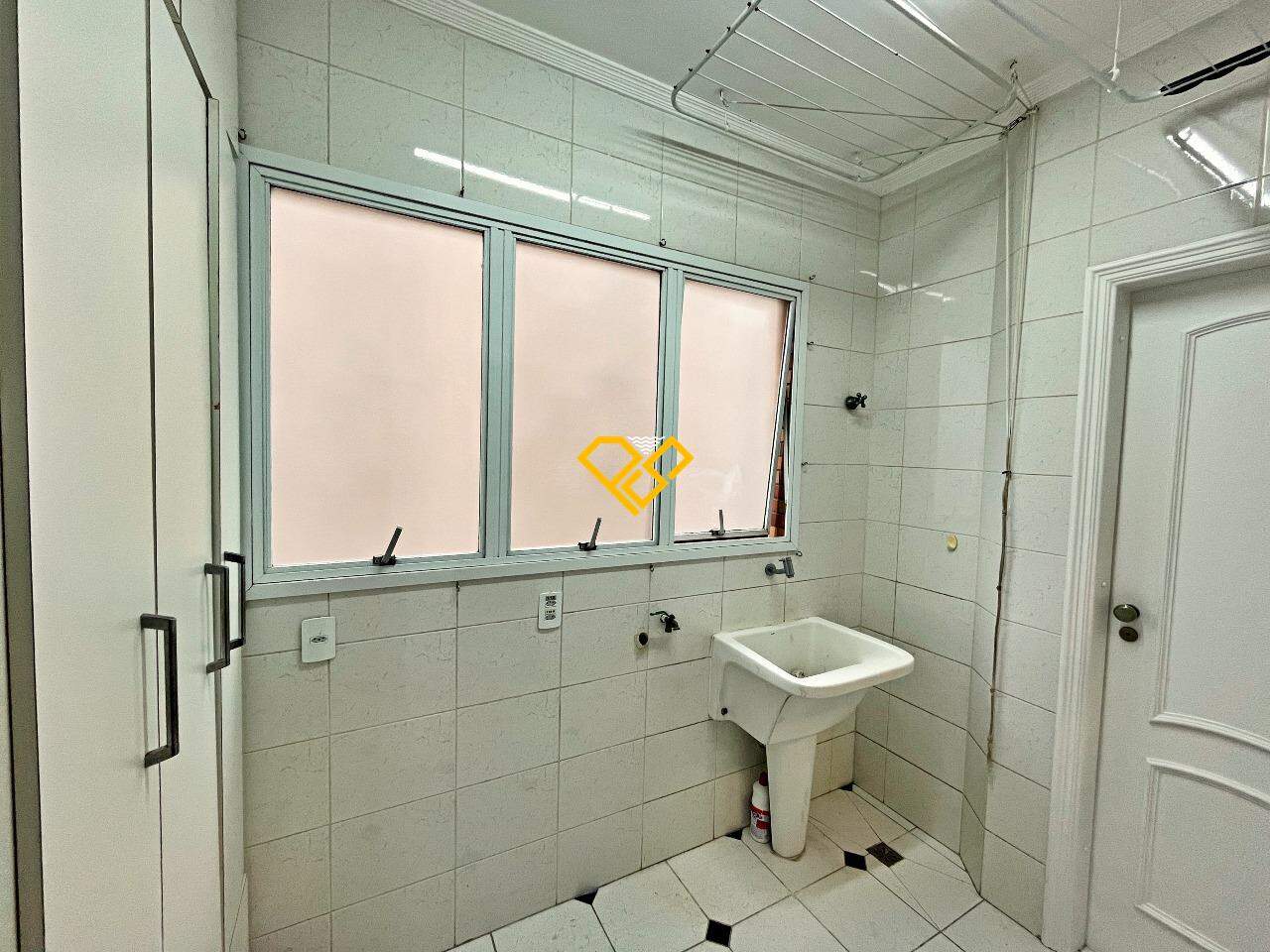 Apartamento para aluguel no Vila Rica: Área de serviço