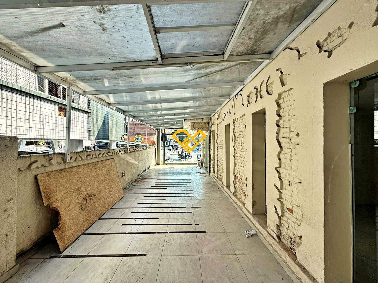 Prédio Comercial para aluguel no Boqueirão: