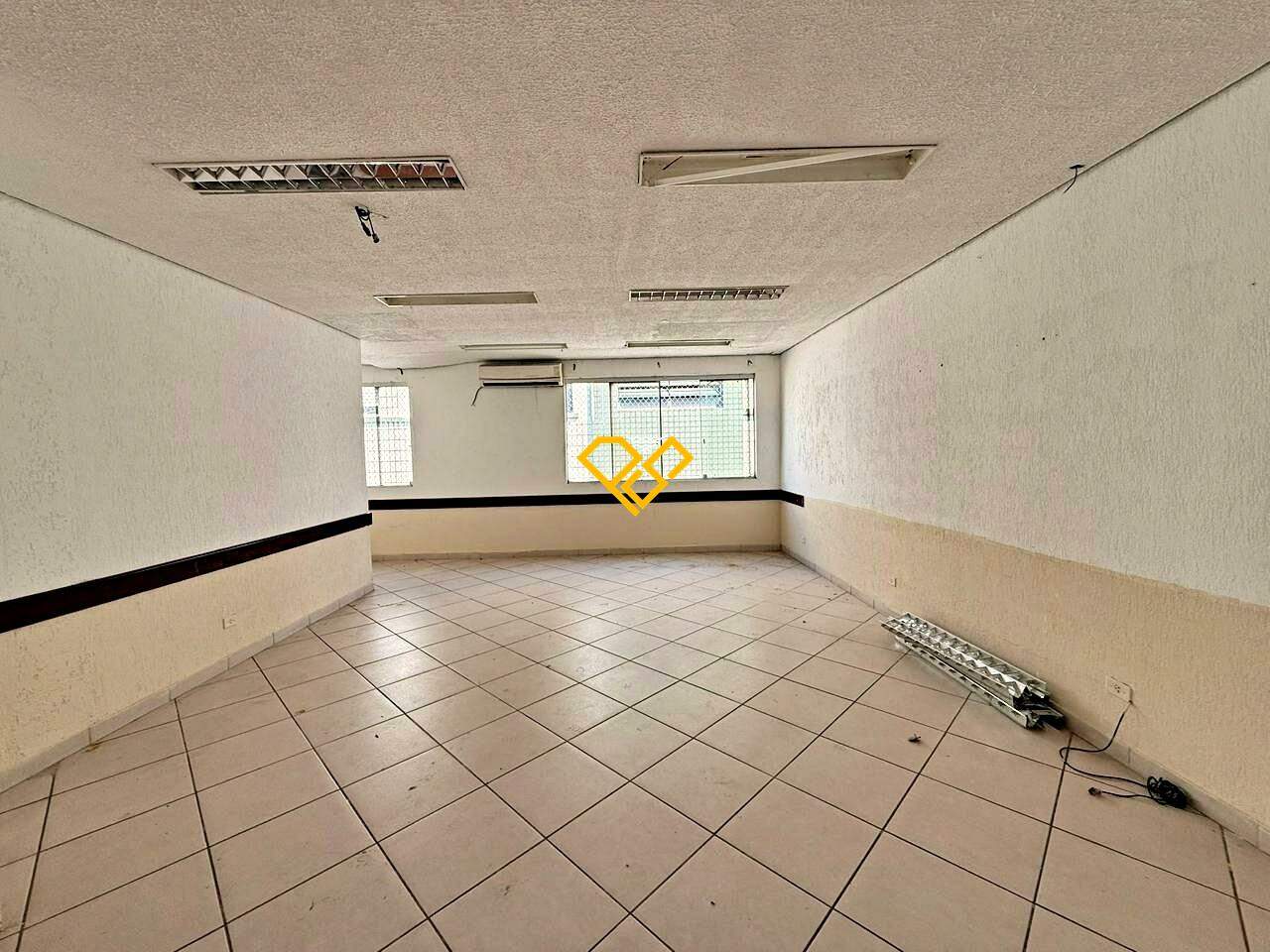 Prédio Comercial para aluguel no Boqueirão: