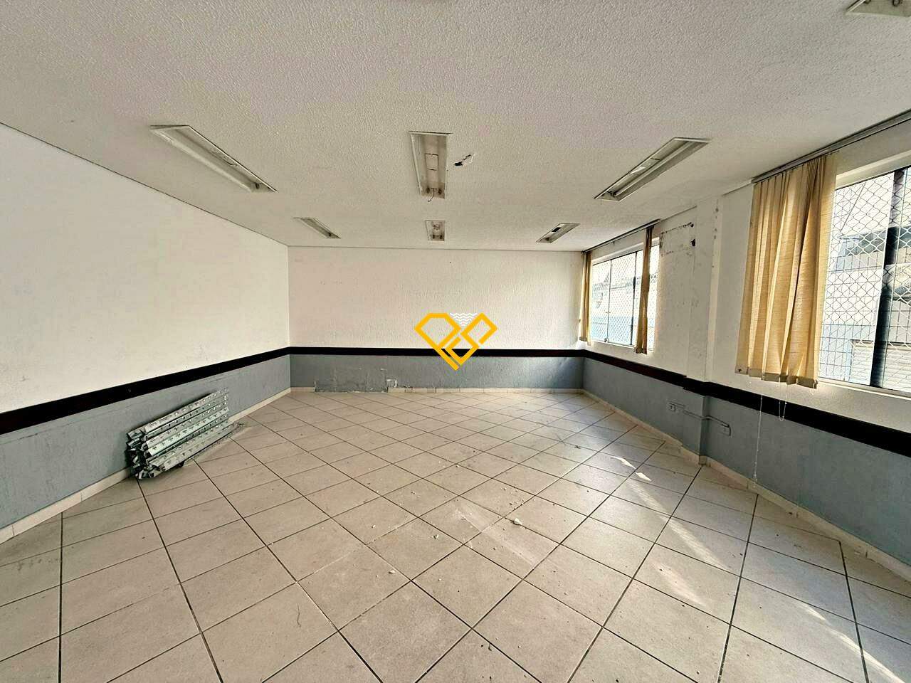 Prédio Comercial para aluguel no Boqueirão: